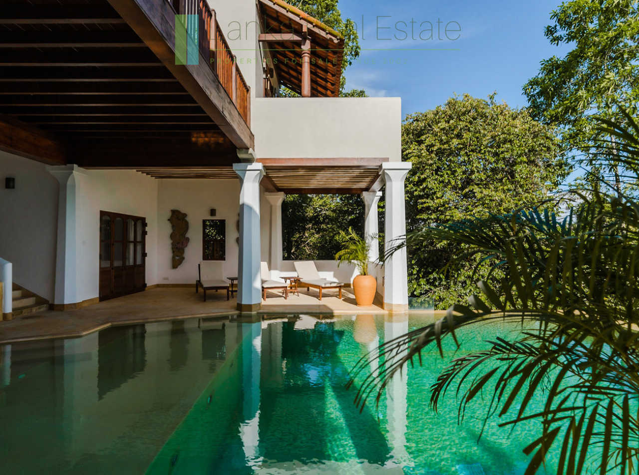 Exceptional architect-designed luxury villa in Weligama