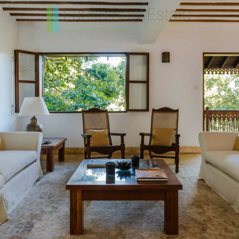 Exceptional architect-designed luxury villa in Weligama