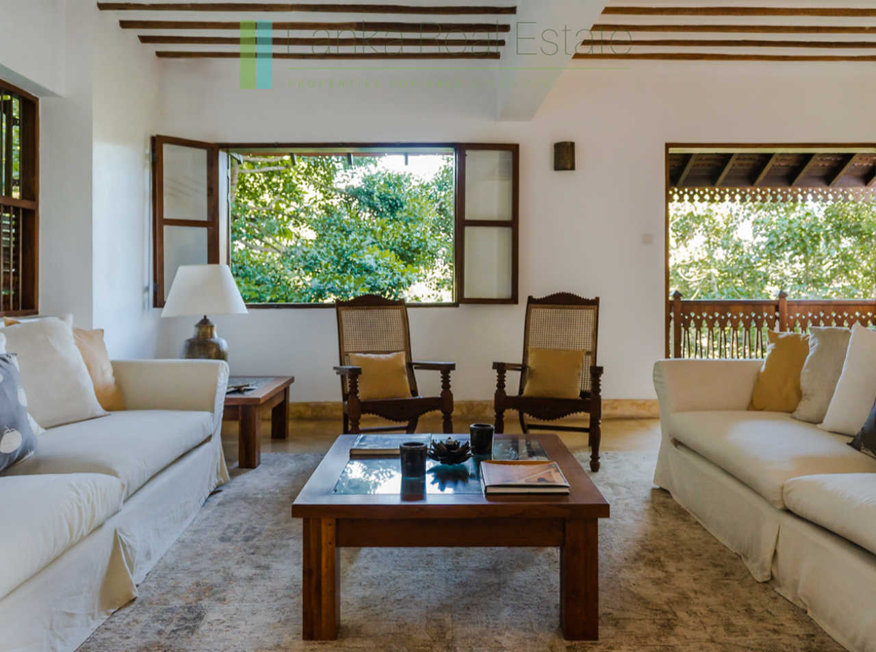Exceptional architect-designed luxury villa in Weligama