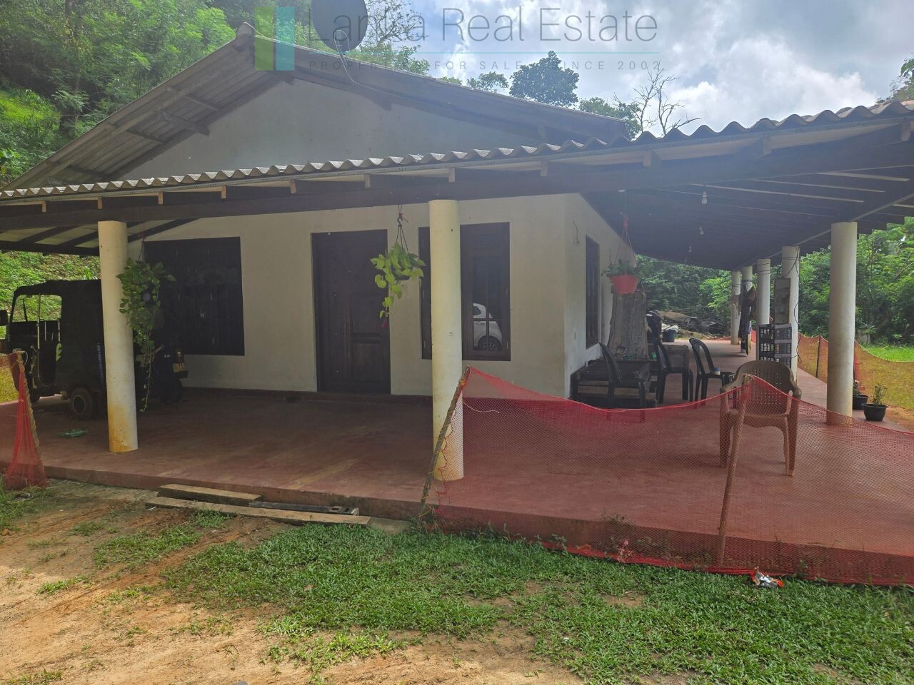 Elevated ocean view land near Tangalle