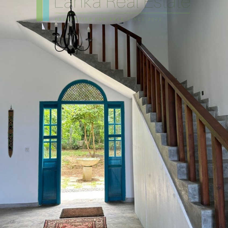 Modern villa moments from Mawella Beach