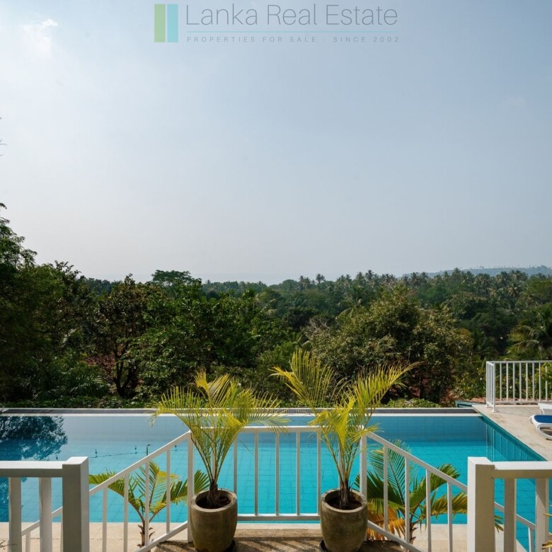 Modern villa moments from Mawella Beach