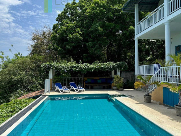 Modern villa moments from Mawella Beach