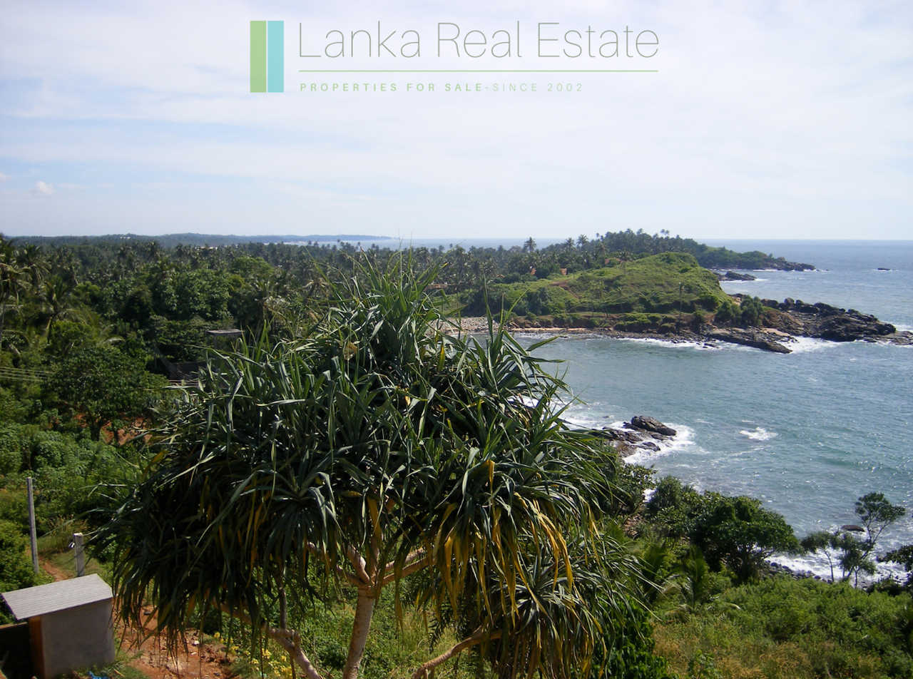 Elevated plot with ocean views at Talalla