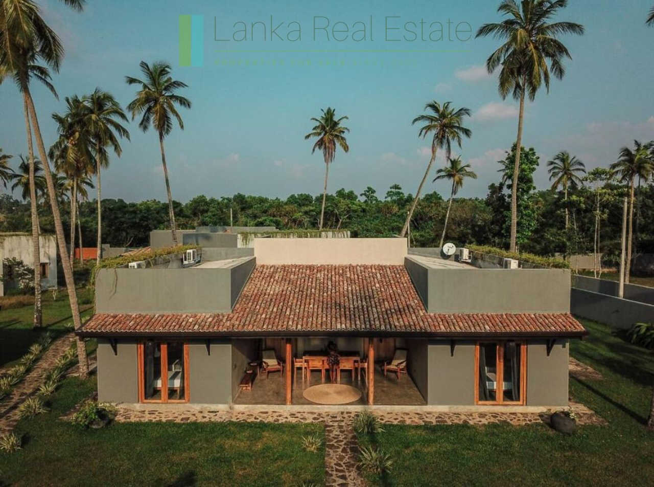 Boutique hotel near the beach at Boossa, Galle