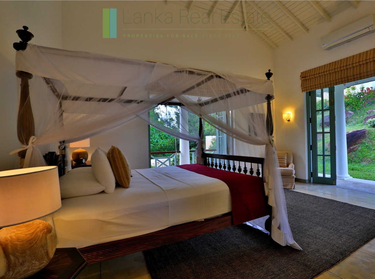 Impressive grand colonial-style villa