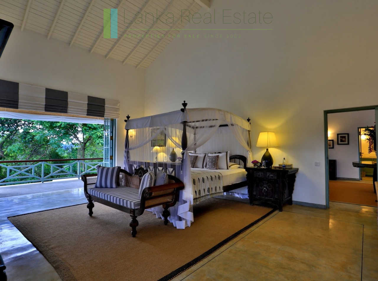 Impressive grand colonial-style villa