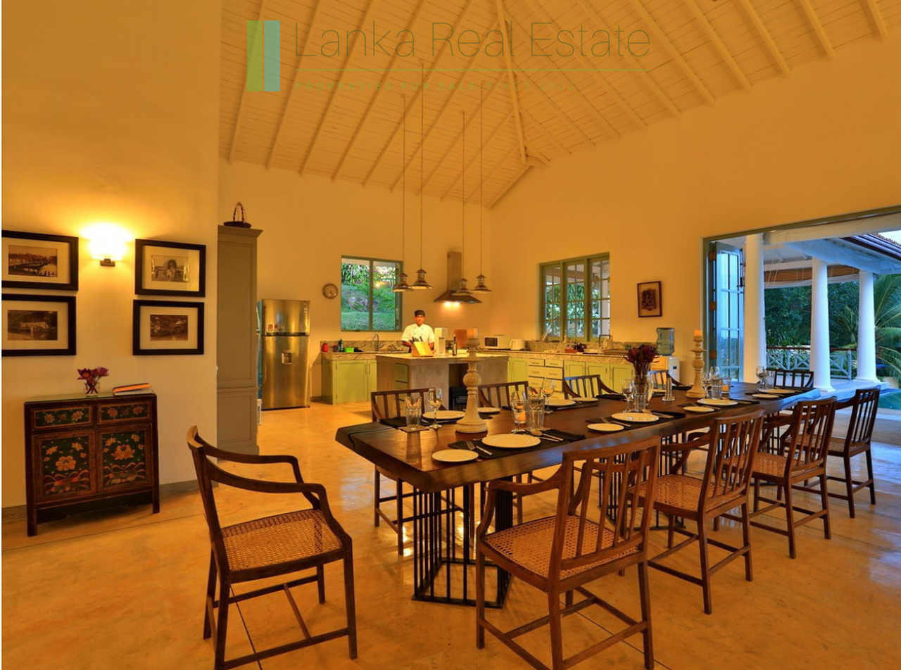 Impressive grand colonial-style villa