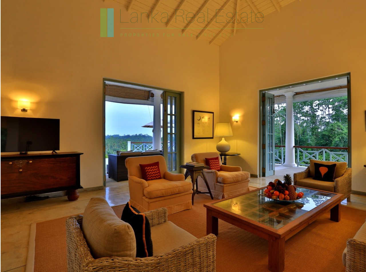 Impressive grand colonial-style villa