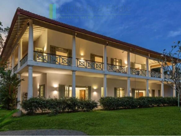 Impressive grand colonial-style villa