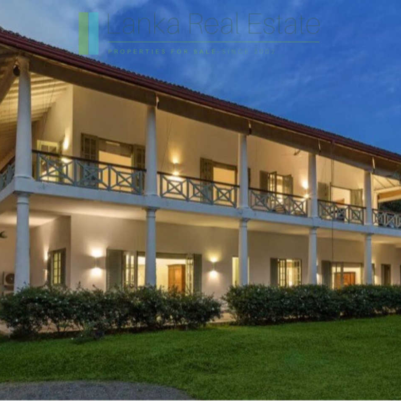Impressive grand colonial-style villa