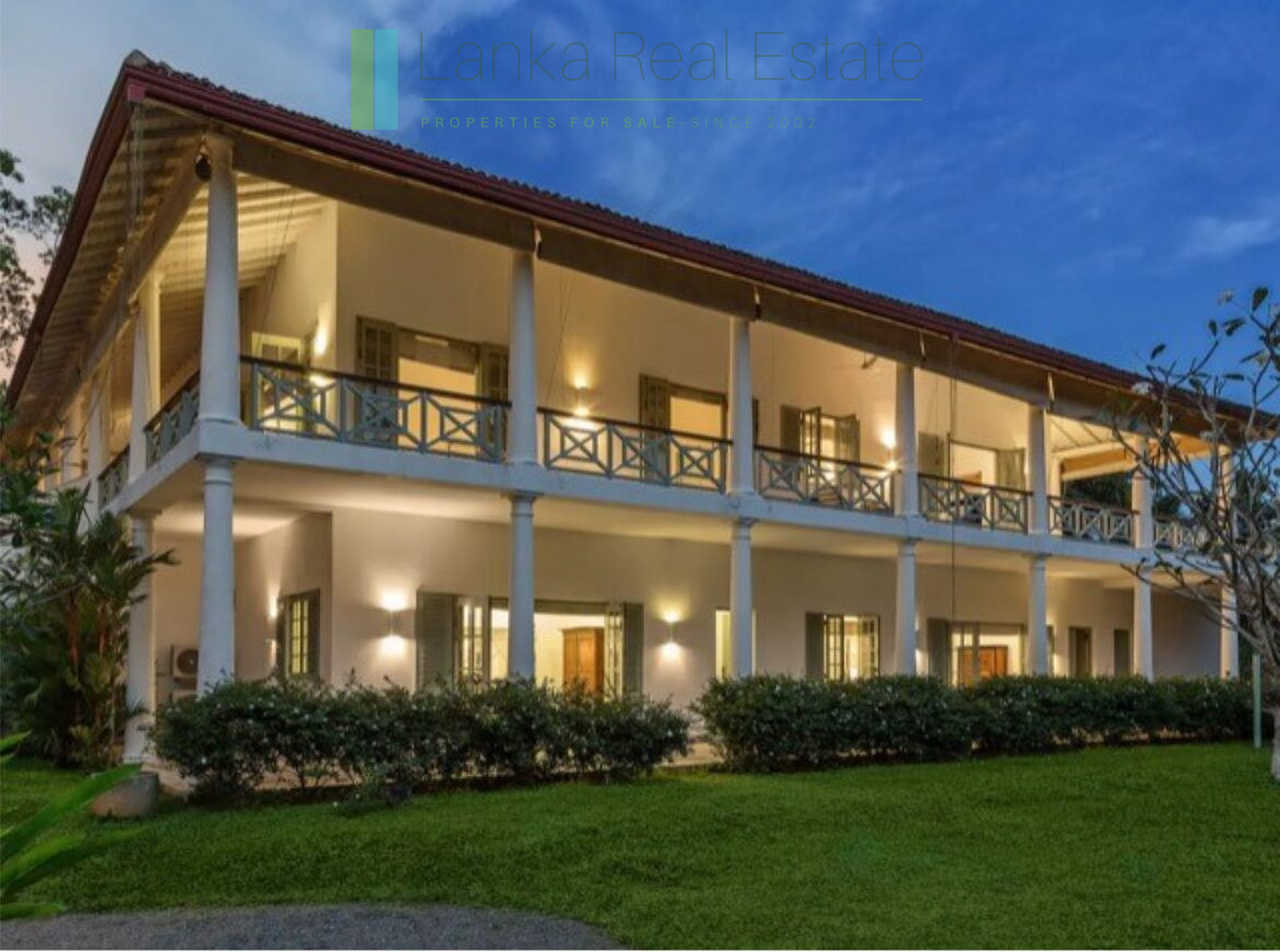 Impressive grand colonial-style villa