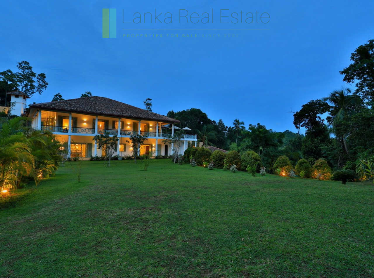 Impressive grand colonial-style villa