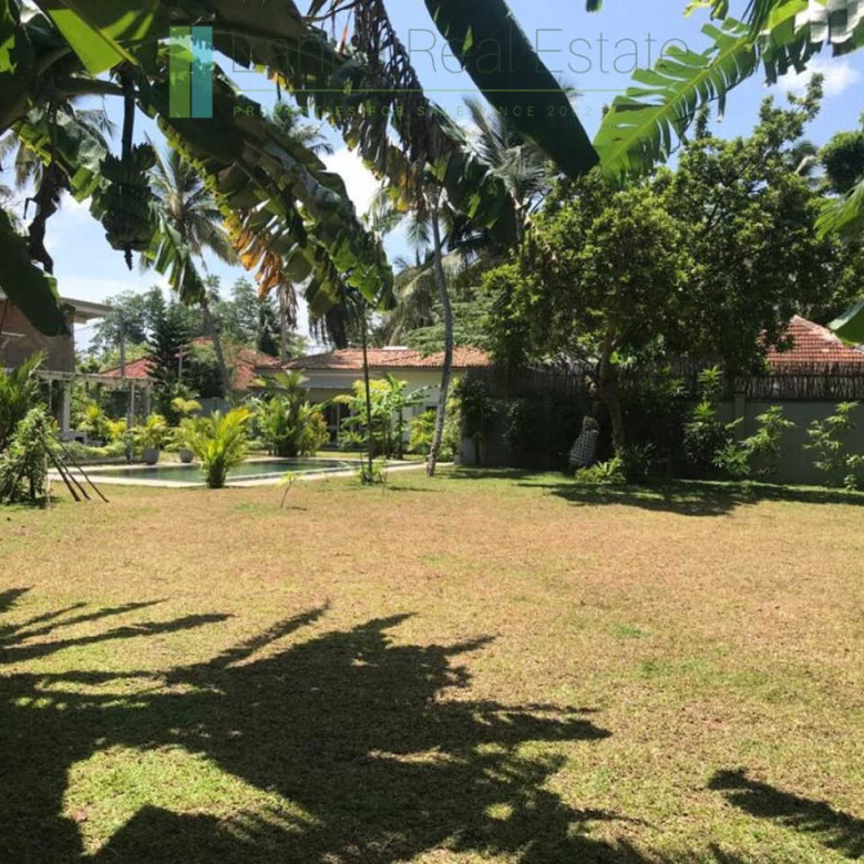 Architect designed Midigama boutique villa/hotel