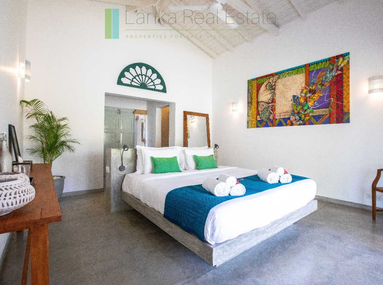 Architect designed Midigama boutique villa/hotel