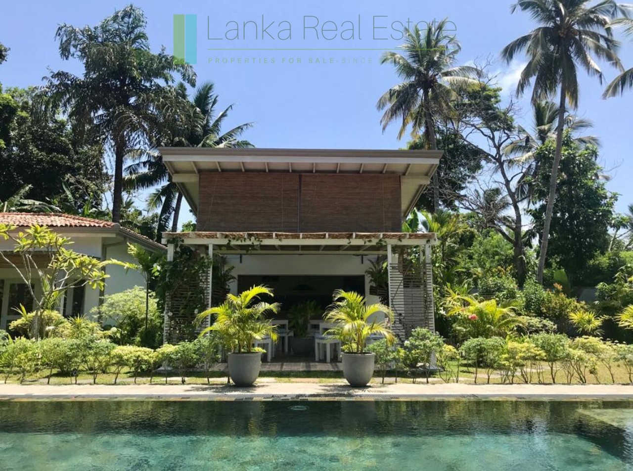 Architect designed Midigama boutique villa/hotel