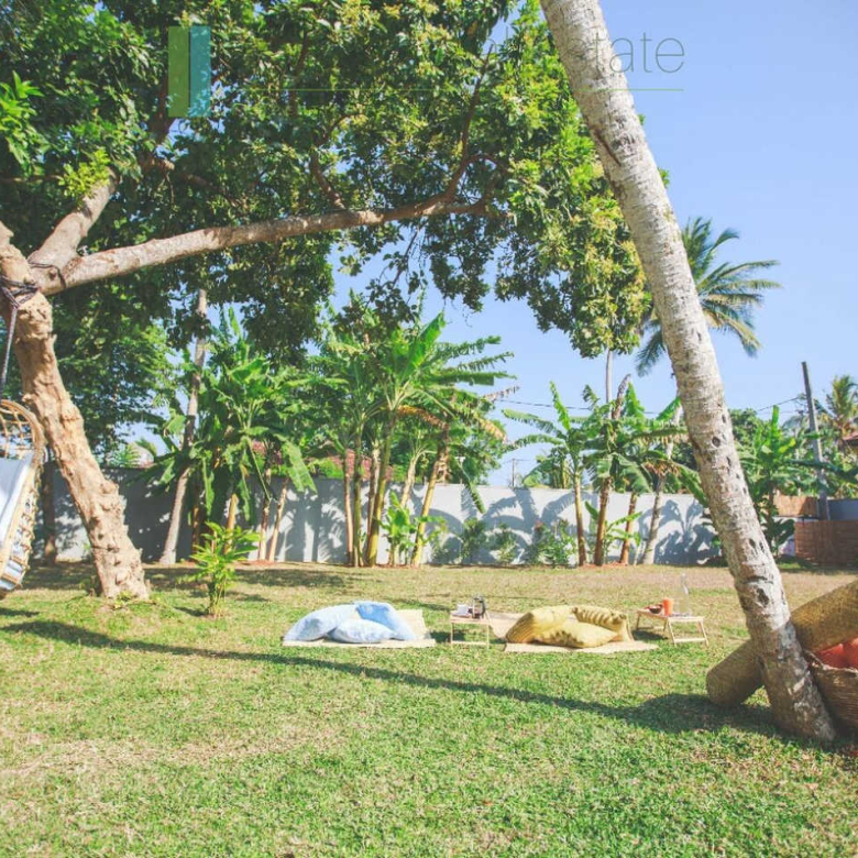 Architect designed Midigama boutique villa/hotel