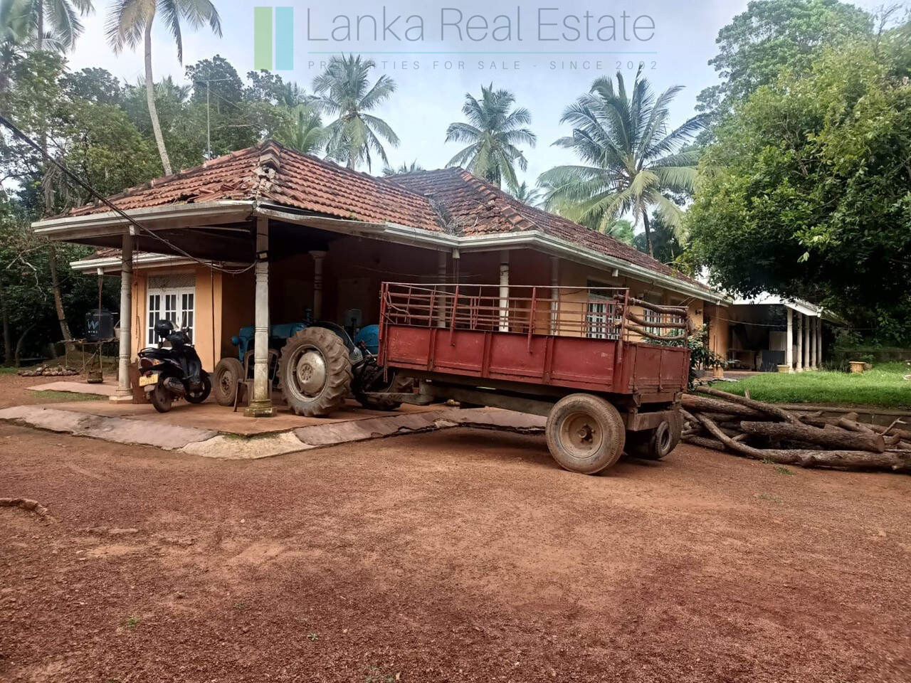 Huge plot with potential in the Negombo area