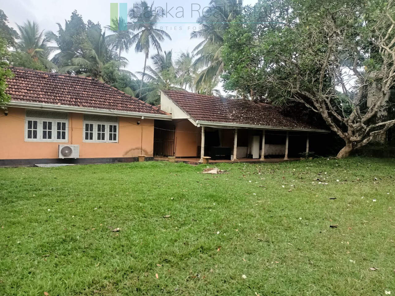 Huge plot with potential in the Negombo area