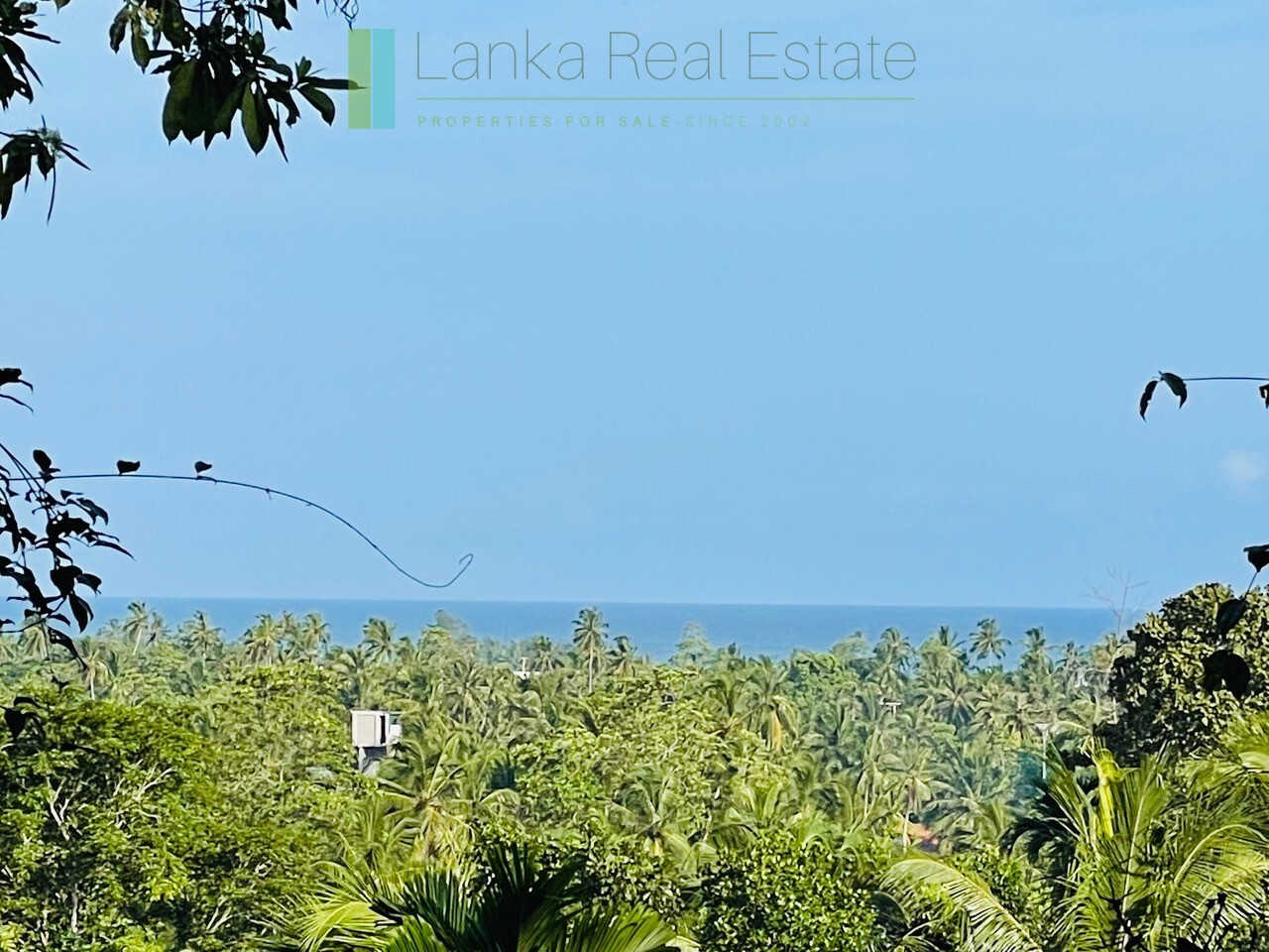 One acre with ocean views at Habaraduwa