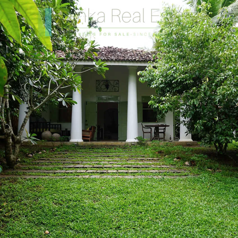 Five bedroom luxury riverside villa near Ahangama