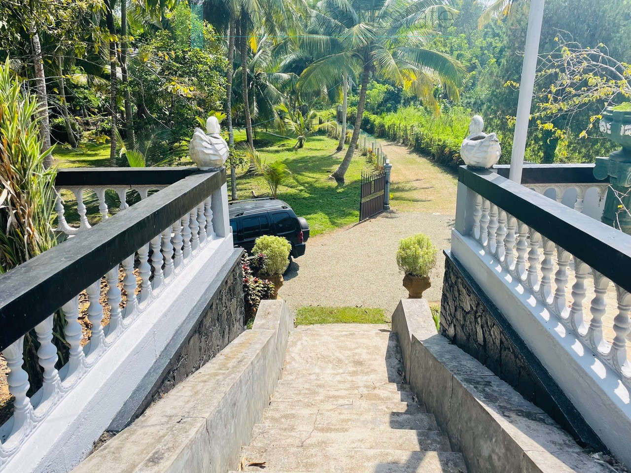 Four bedroom heritage house in Habaraduwa