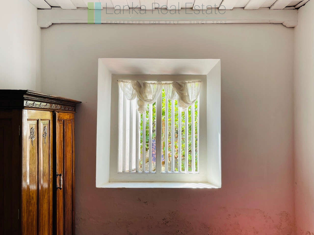 Four bedroom heritage house in Habaraduwa