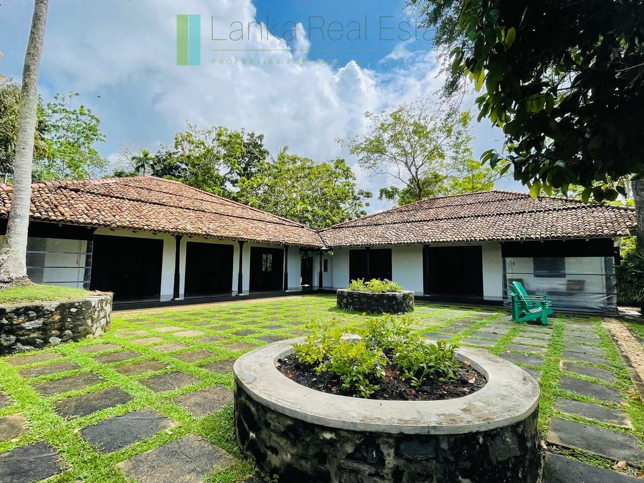 Designer renovation near Talpe