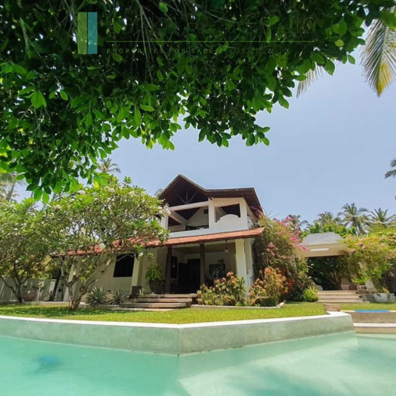 Well presented villa near beach in Rekawa