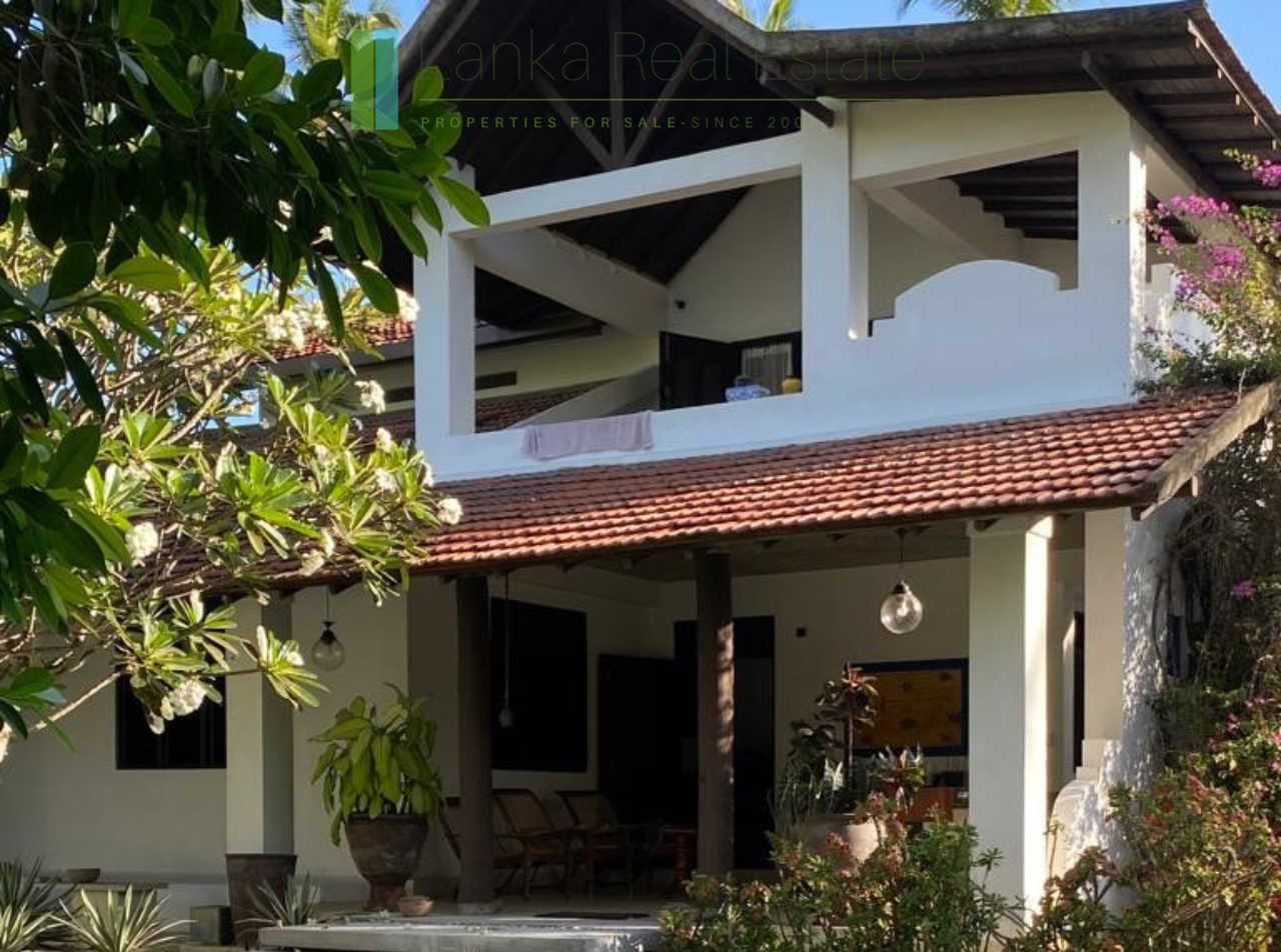Well presented villa near beach in Rekawa