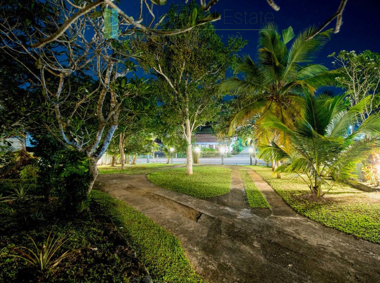 Large plot with three self-contained villas