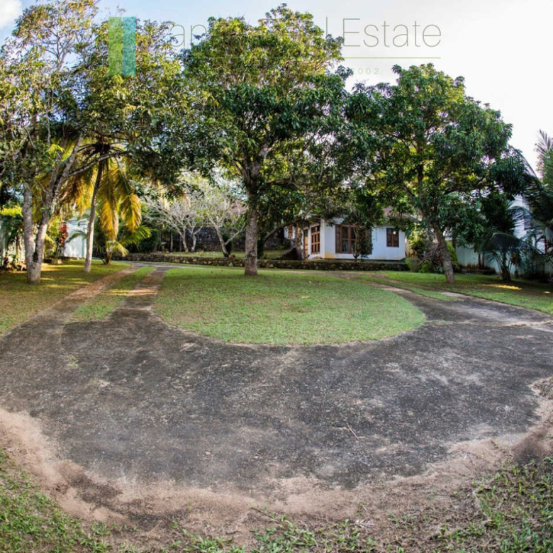Large plot with three self-contained villas