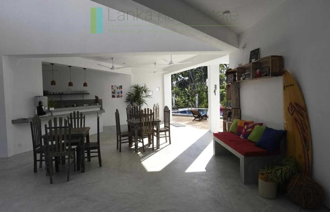 Large villa with pool and self-contained apartment