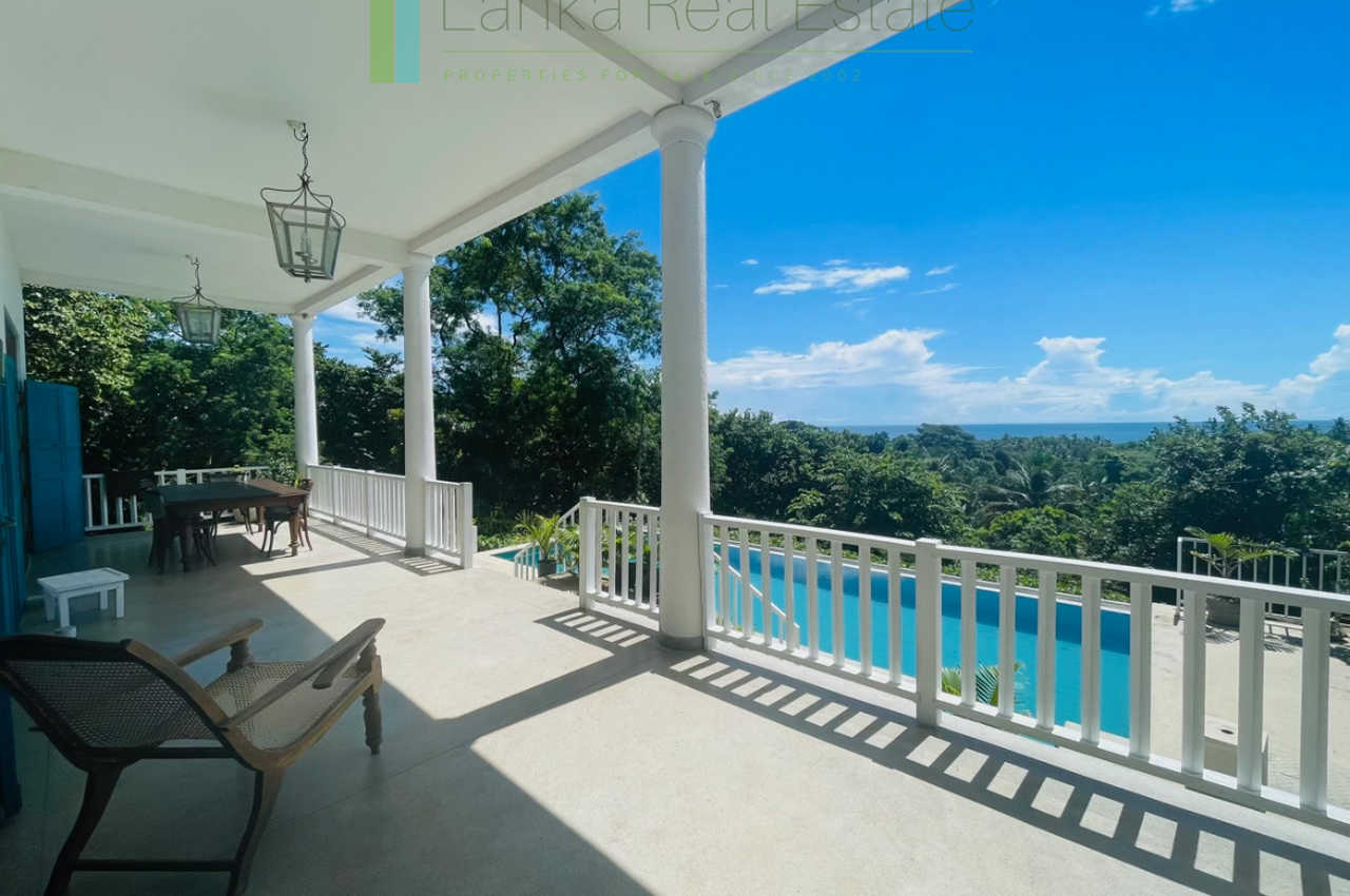 Modern villa moments from Mawella Beach