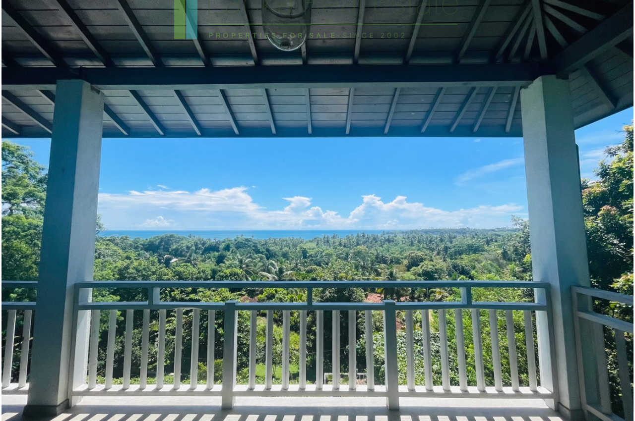 Modern villa moments from Mawella Beach