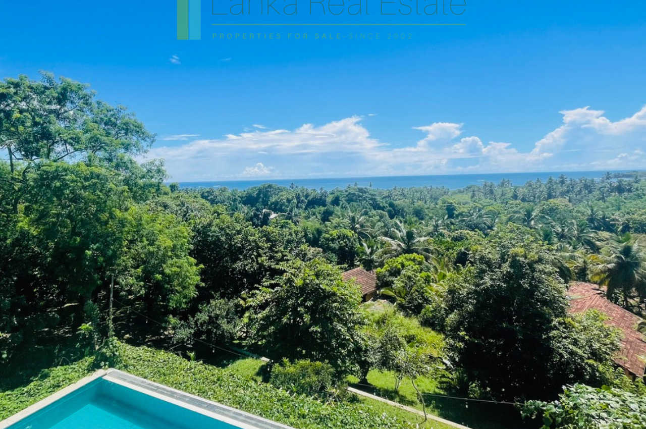 Modern villa moments from Mawella Beach