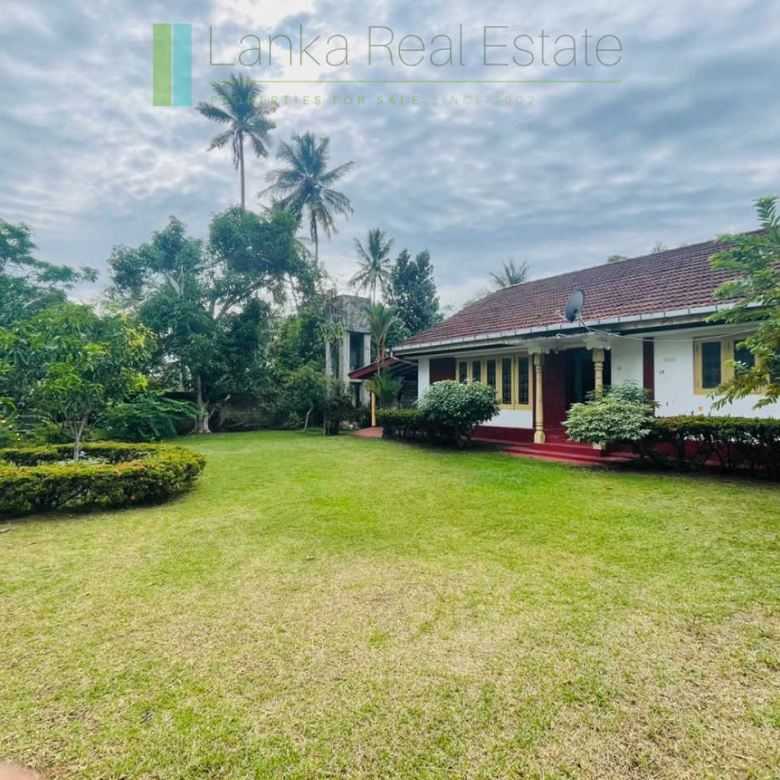 1950s house in Hikkaduwa