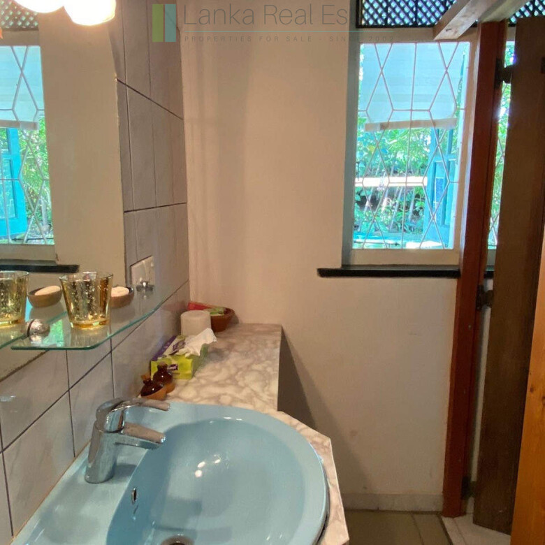 Renovated village house near the beach in Talpe