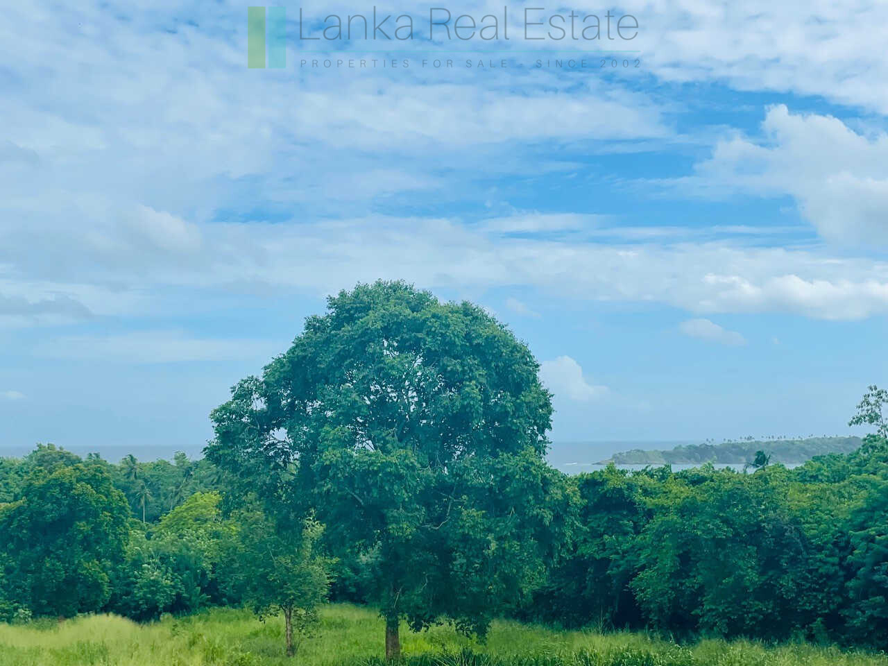 Ocean views at Seenimodara, Mawella