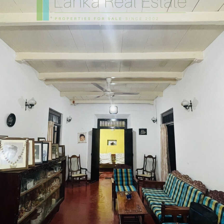 Four bedrooms with potential to extend at Koggala