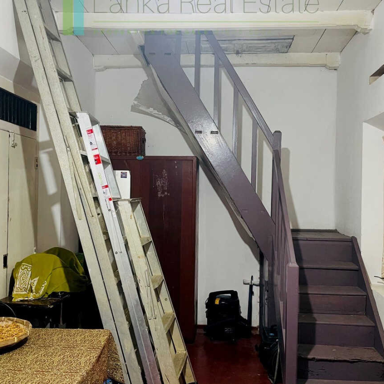 Four bedrooms with potential to extend at Koggala