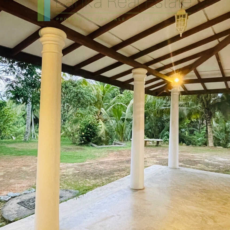 Four bedrooms with potential to extend at Koggala