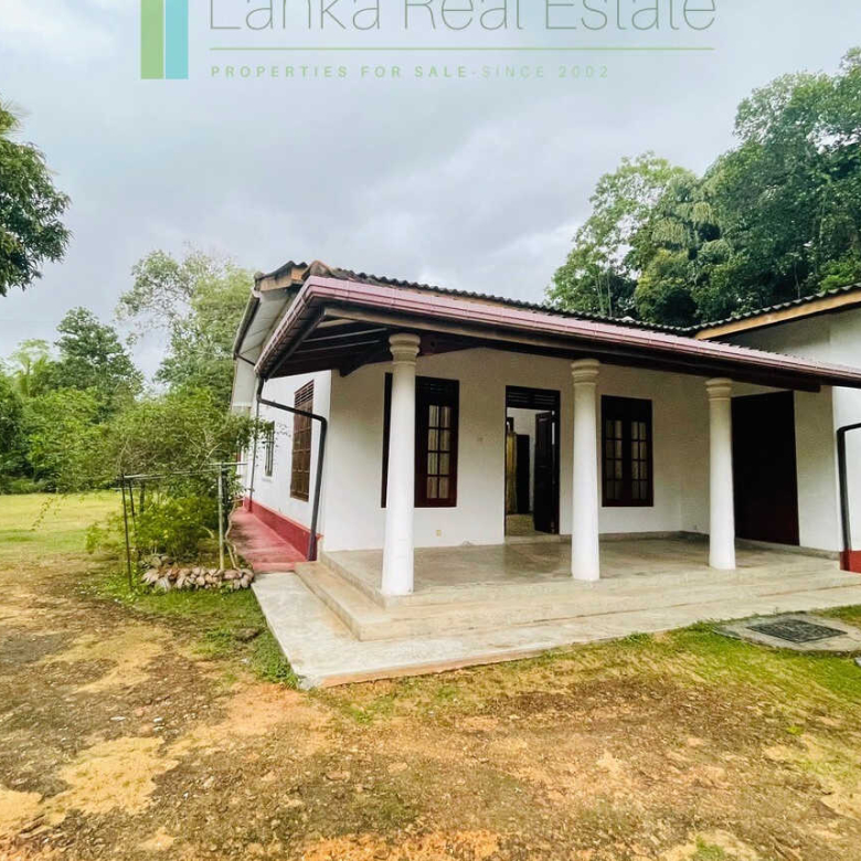 Four bedrooms with potential to extend at Koggala