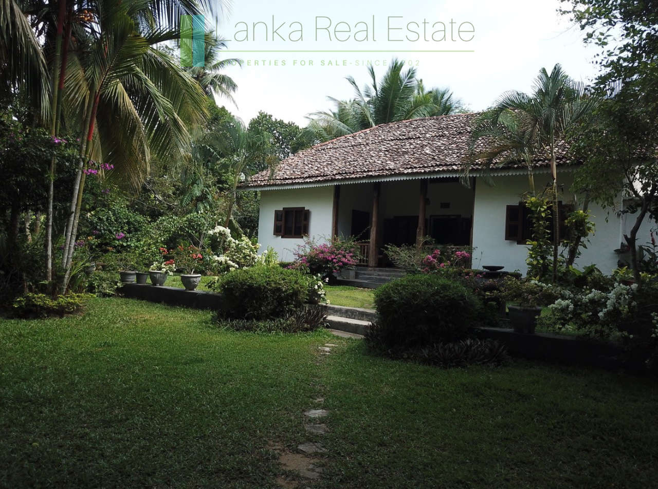 Attractive heritage house near Koggala