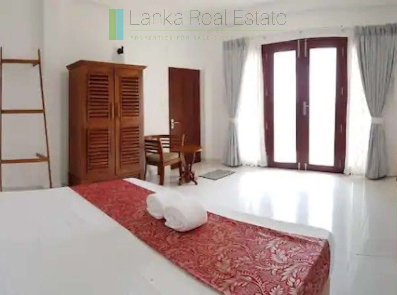 Turnkey beachfront villa in Akurala