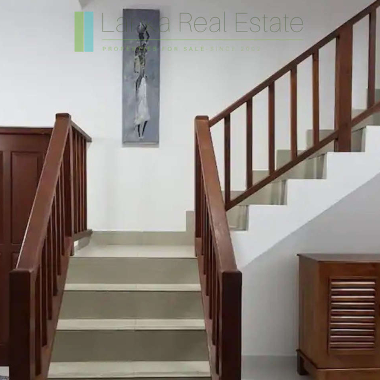 Turnkey beachfront villa in Akurala