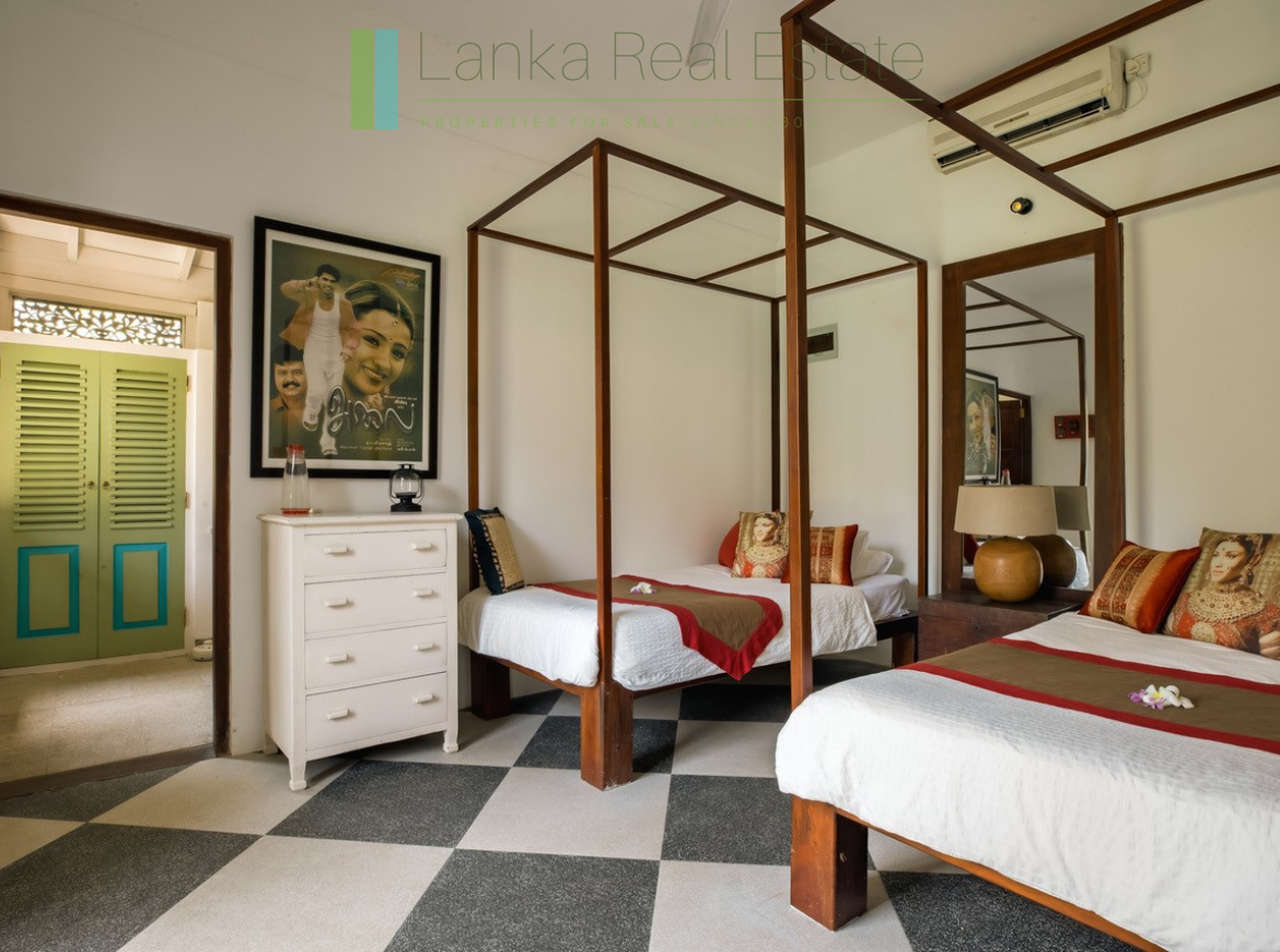 Waterside luxury on Koggala Lake