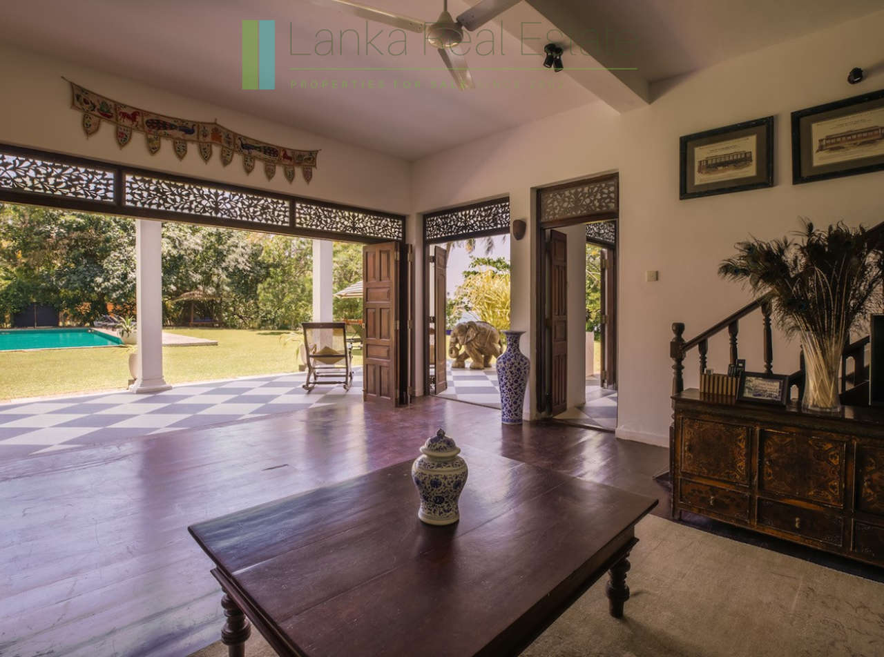 Waterside luxury on Koggala Lake