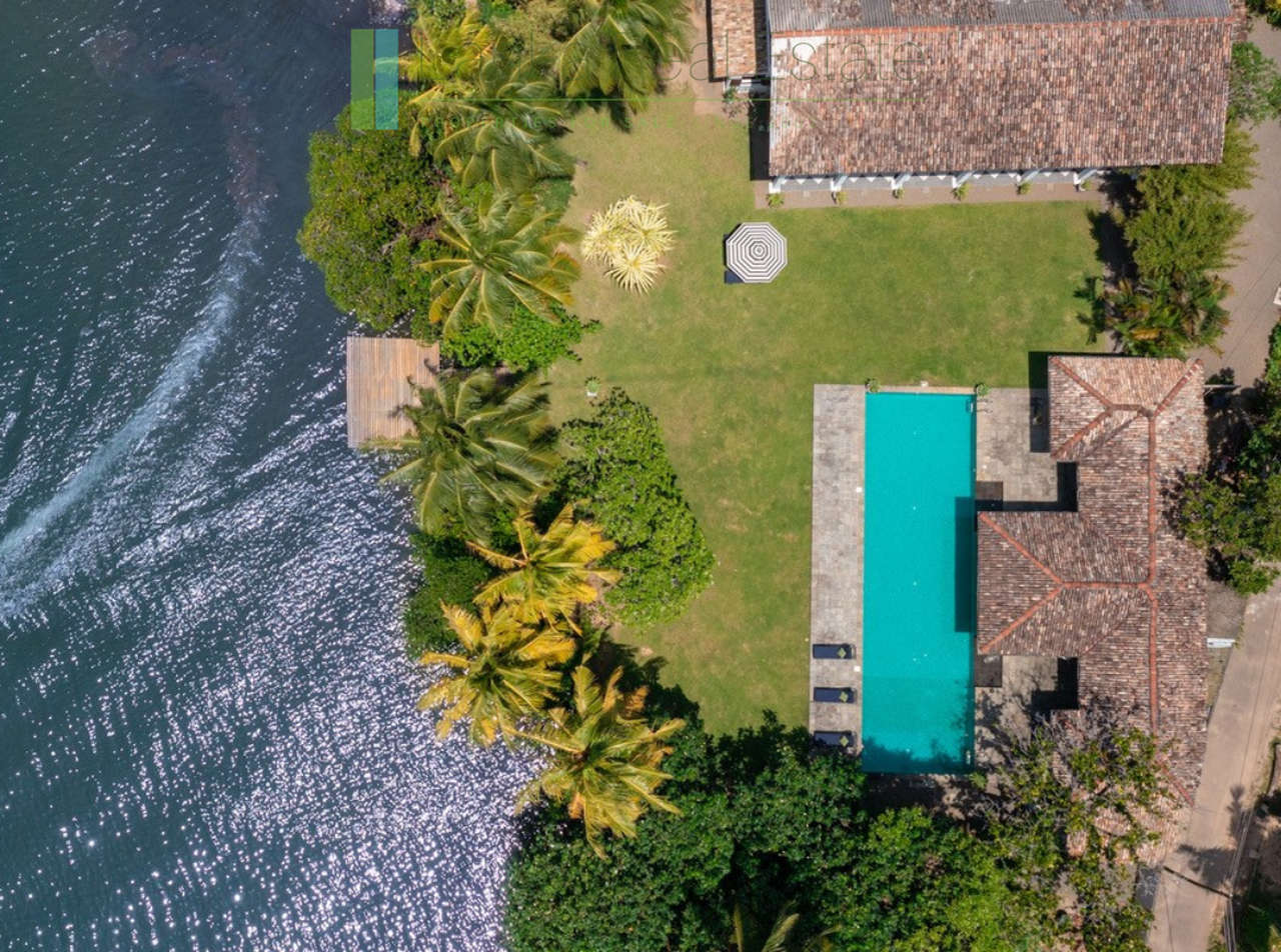Waterside luxury on Koggala Lake