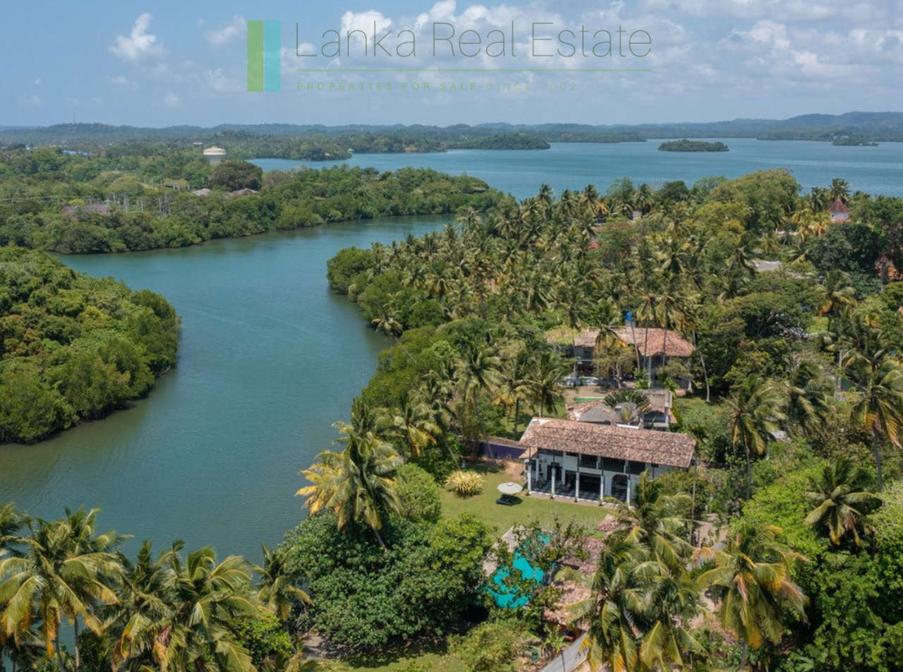 Waterside luxury on Koggala Lake